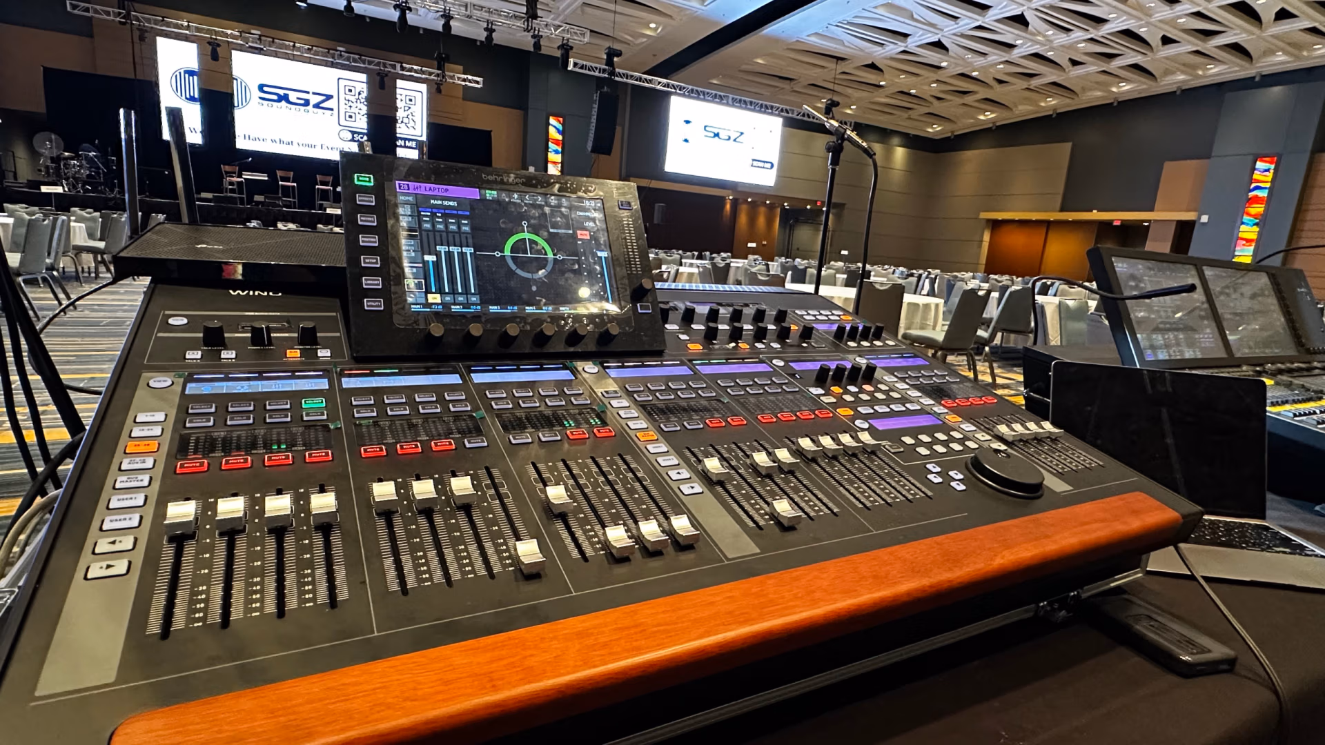 Professional audio equipment rental system