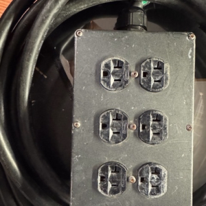 6 Outlet Metal Electrical Extension Cable w/20' Tail