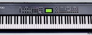Roland RD700