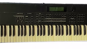 Roland XP-80